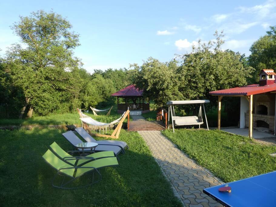 Horace Guesthouse Pool & Hot Tub & Bikes & River Dejani Exterior photo