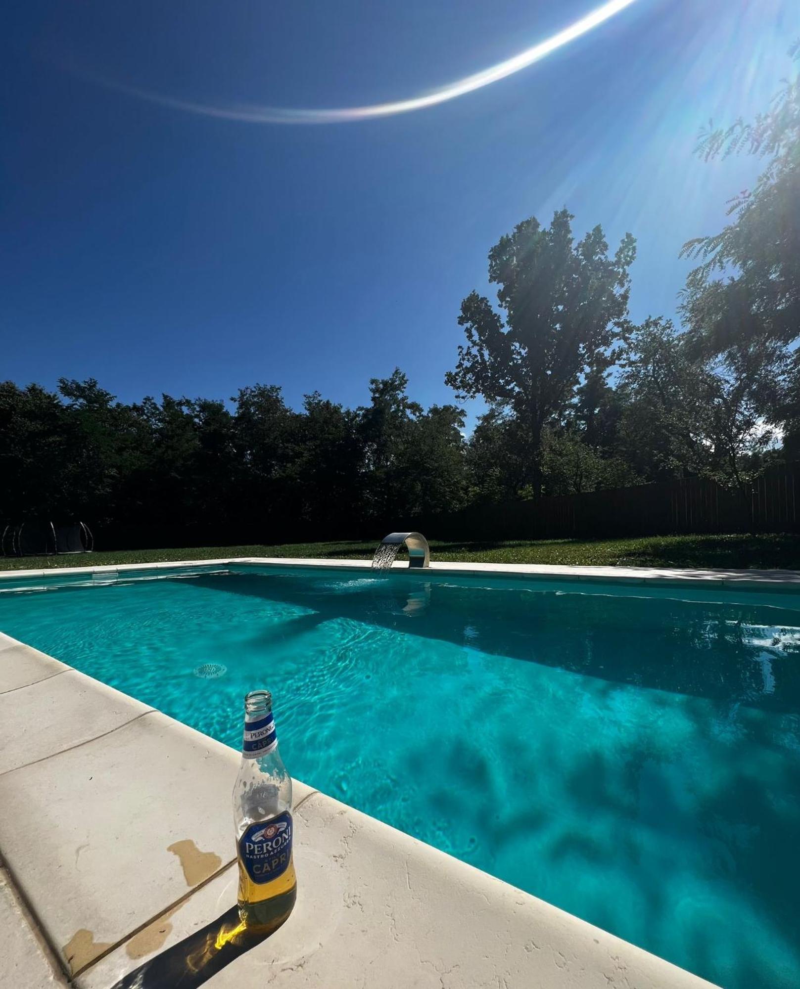 Horace Guesthouse Pool & Hot Tub & Bikes & River Dejani Exterior photo